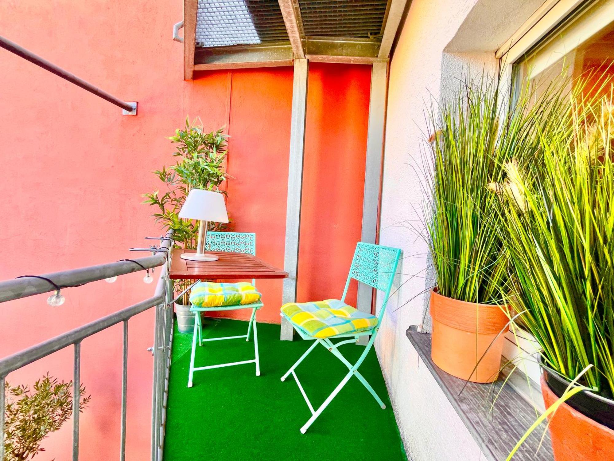 Zentrale Wohlfuehloase Inkl Parkplatz - Zum Blauen Schild Apartment Konstanz Ngoại thất bức ảnh